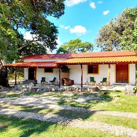 Pousada Toca Da Raposa Hotel Cavalcante Exterior foto